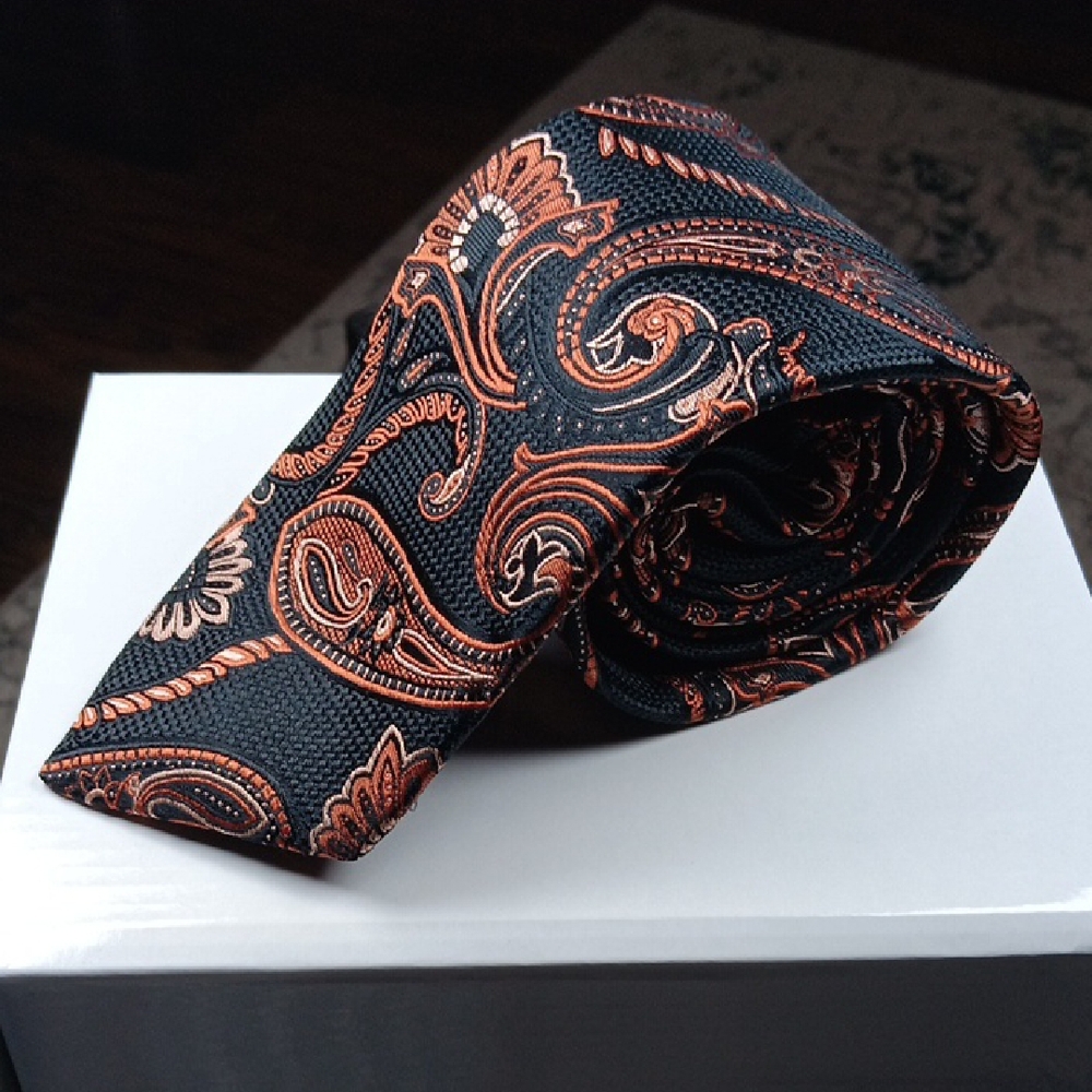 Murano Extra Long Paisley Silk‎ Tie in Black and Orange